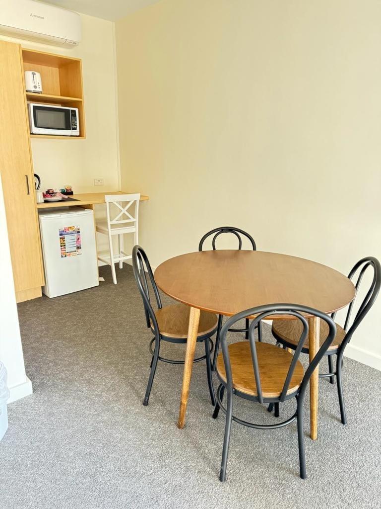 Twin City Motor Inn Wodonga Bagian luar foto