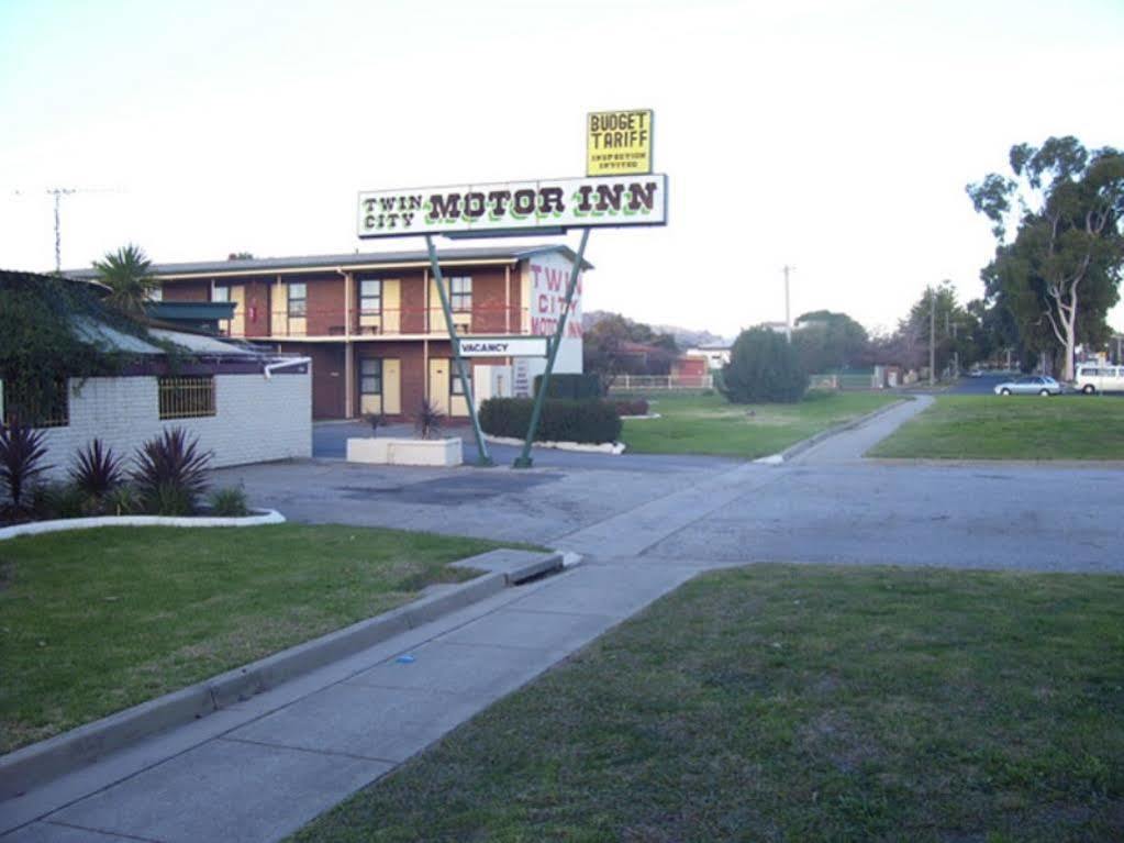 Twin City Motor Inn Wodonga Bagian luar foto