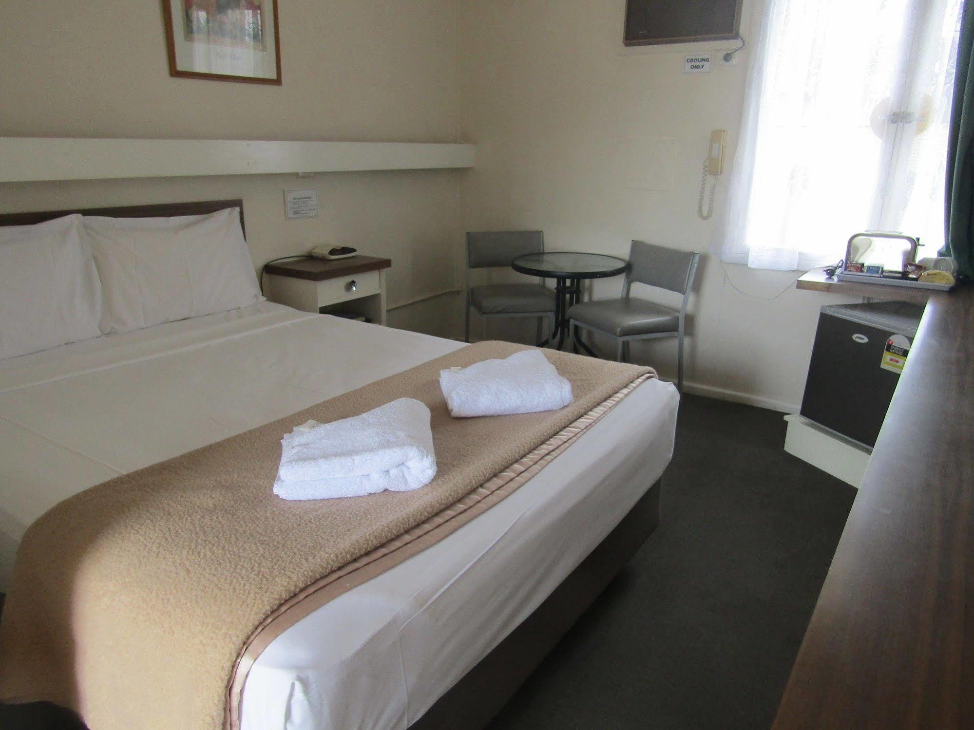 Twin City Motor Inn Wodonga Bagian luar foto
